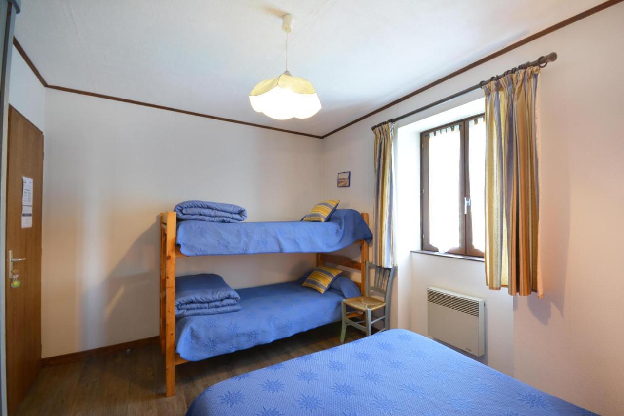 Chambre D'Hotes Au Vieux Chene Grillon Eksteriør bilde